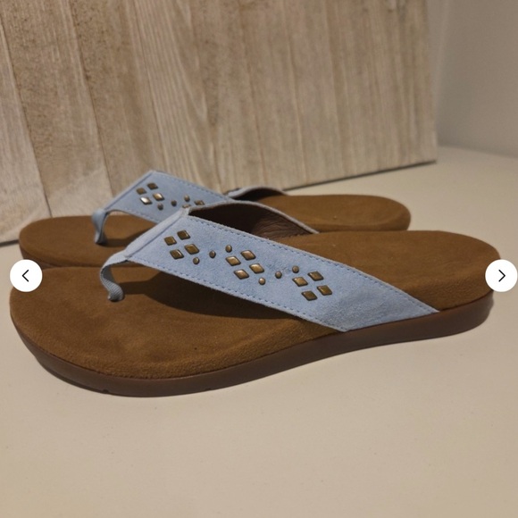 Spenco Shoes - Spenco Blue Riveted Flipflops, Sandals 8